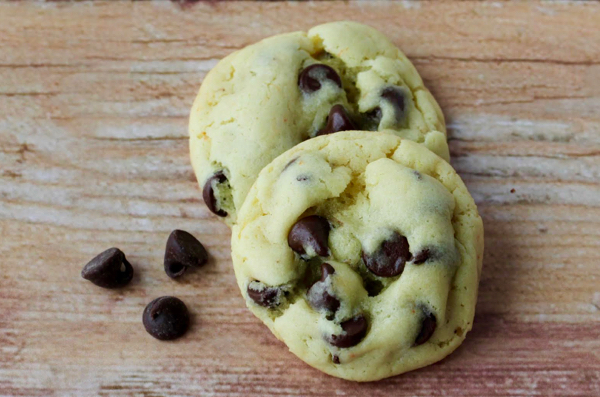 chocolate-chip-cake-mix-cookie-recipe-at-diythrill-com