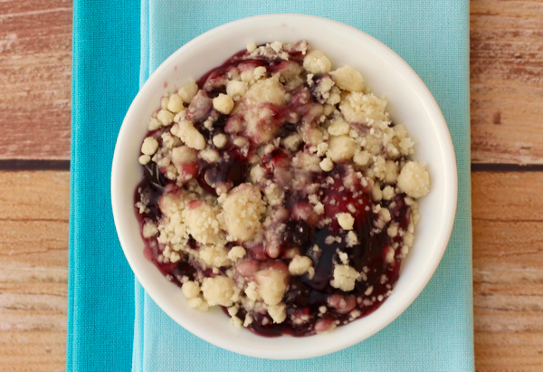 Easy Blueberry Dump Cake Recipe from NeverEndingJourneys.com