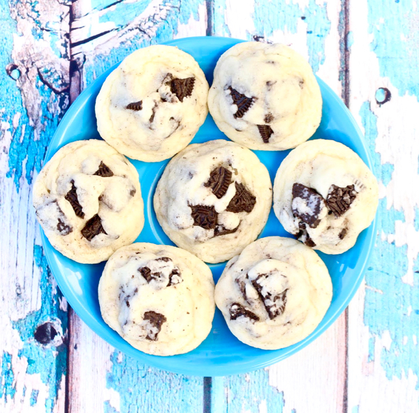 Mint M&M Oreo Cookies {Quick + Tasty}