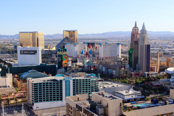 Use these Cheap Flight Hacks to never overpay for flights to Las Vegas