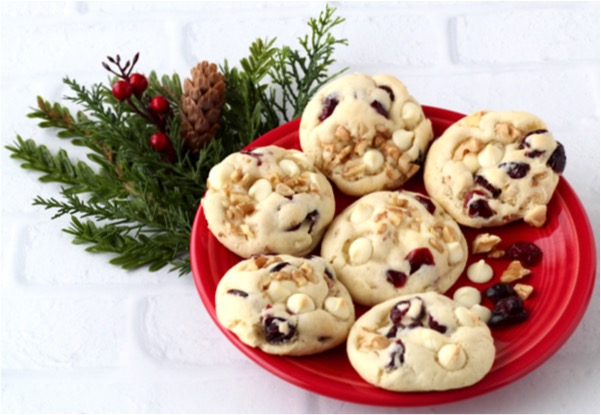 The Best Cranberry White Chocolate Walnut Cookies