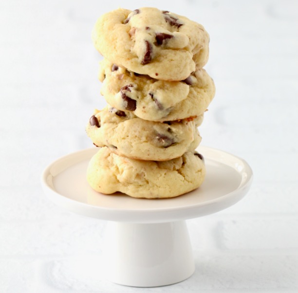 Walnut Chocolate Chip Cookies With Few Ingredients